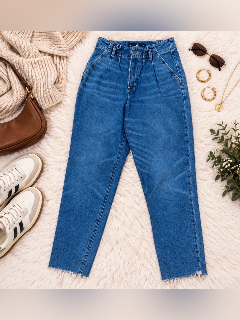 Ultra High Rise Mom Jeans